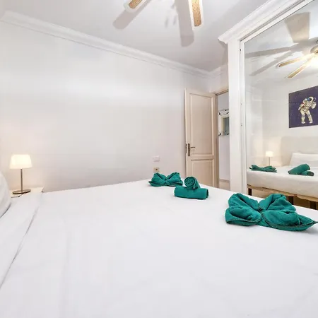 Casa Appia -300m From The With Heated Pool By Lanzarote *